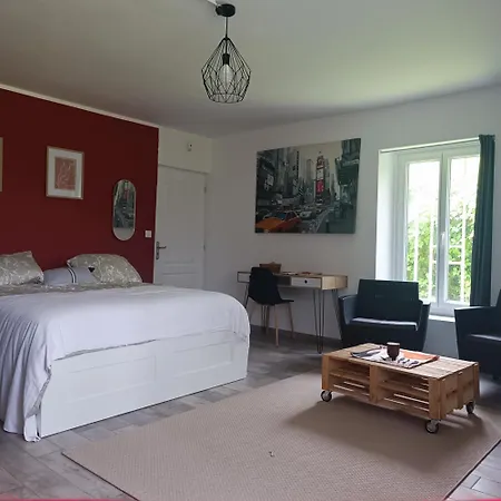 La Lezardiere * Aiguillon